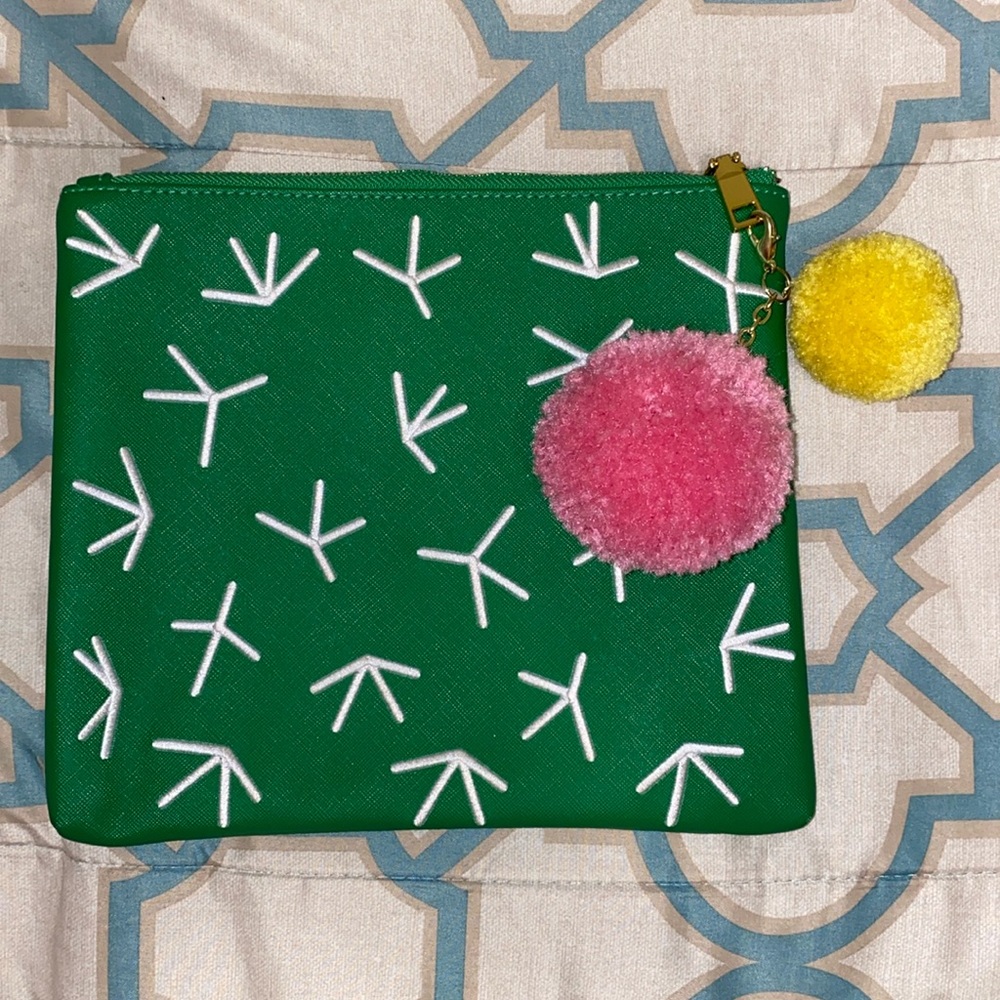 STUDIO DIY! Cactus clutch 🌵